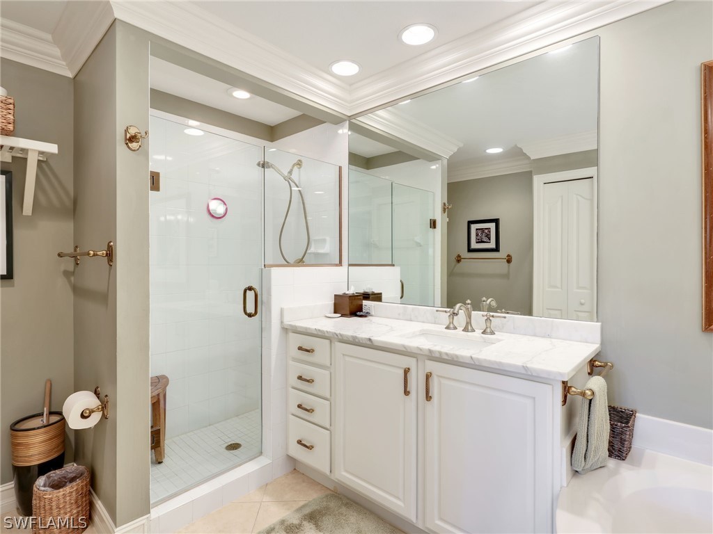 8138 Saratoga Drive #2201 Naples FL 34113 226005938 image30