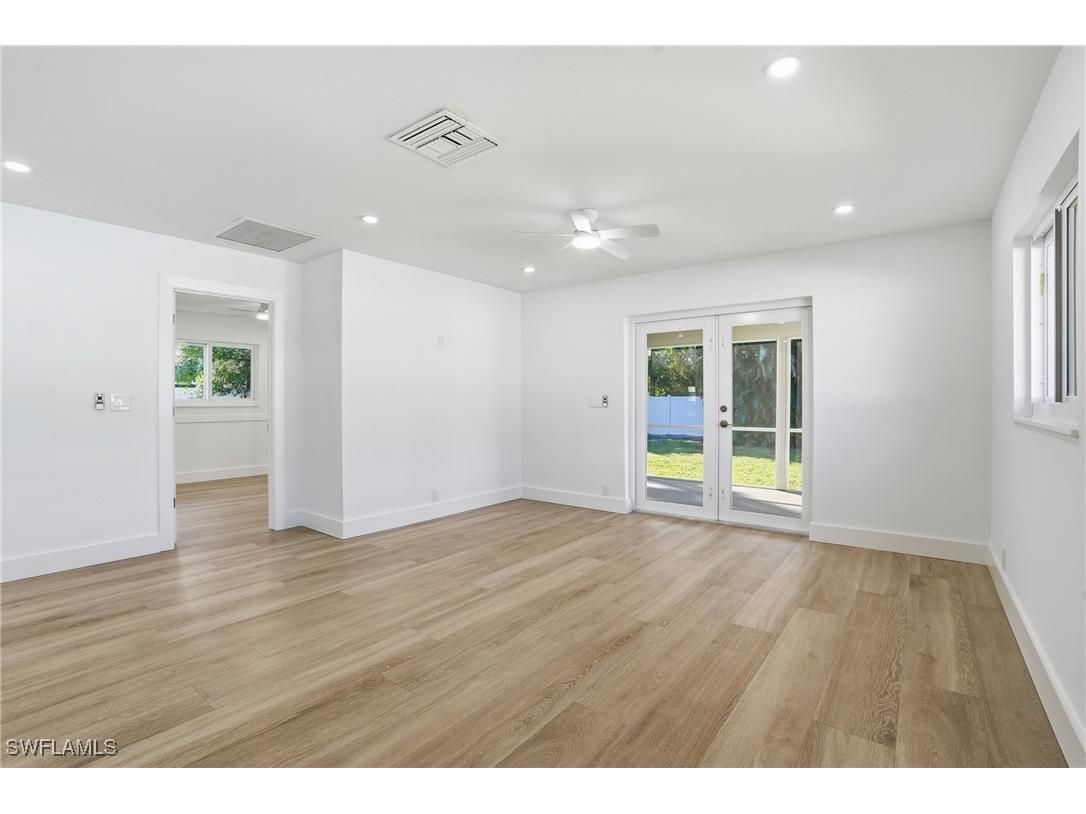 814 101st Avenue N Naples FL 34108 225079449 image12