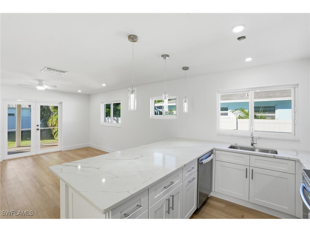 814 101st Avenue N Naples FL 34108 225079449 image19