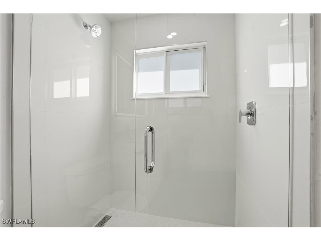 814 101st Avenue N Naples FL 34108 225079449 image25