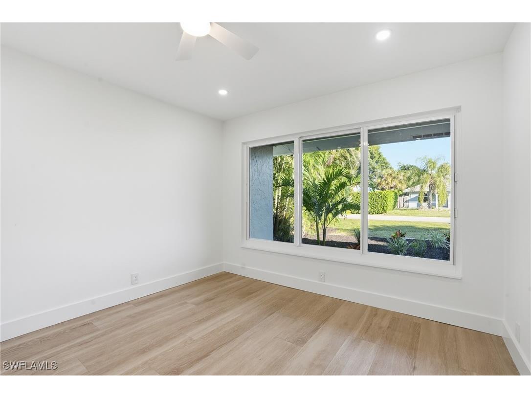 814 101st Avenue N Naples FL 34108 225079449 image27