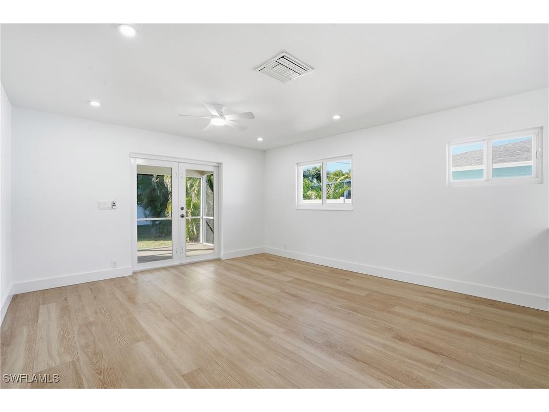 814 101st Avenue N Naples FL 34108 225079449 image9