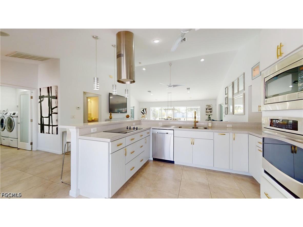 814 El Dorado Parkway E Cape Coral FL 33904 2026013796 image10