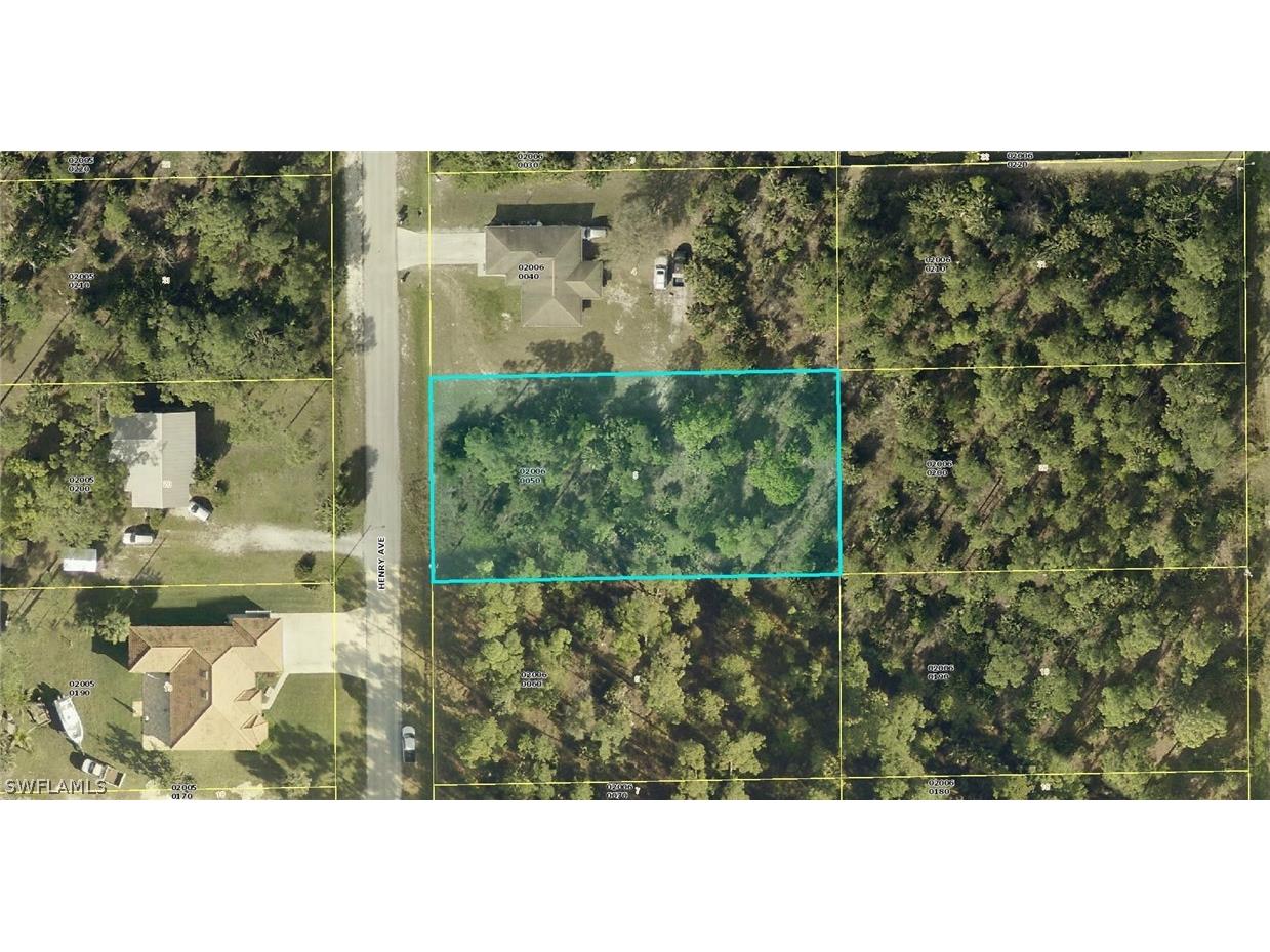 814 Henry Avenue Lehigh Acres FL 33972 224061823 image1