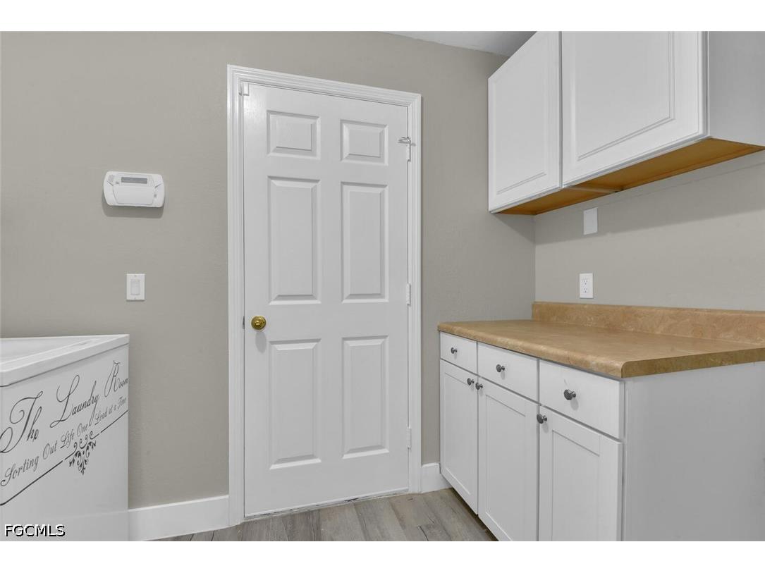 814 NW 11th Place Cape Coral FL 33993 2026015091 image27