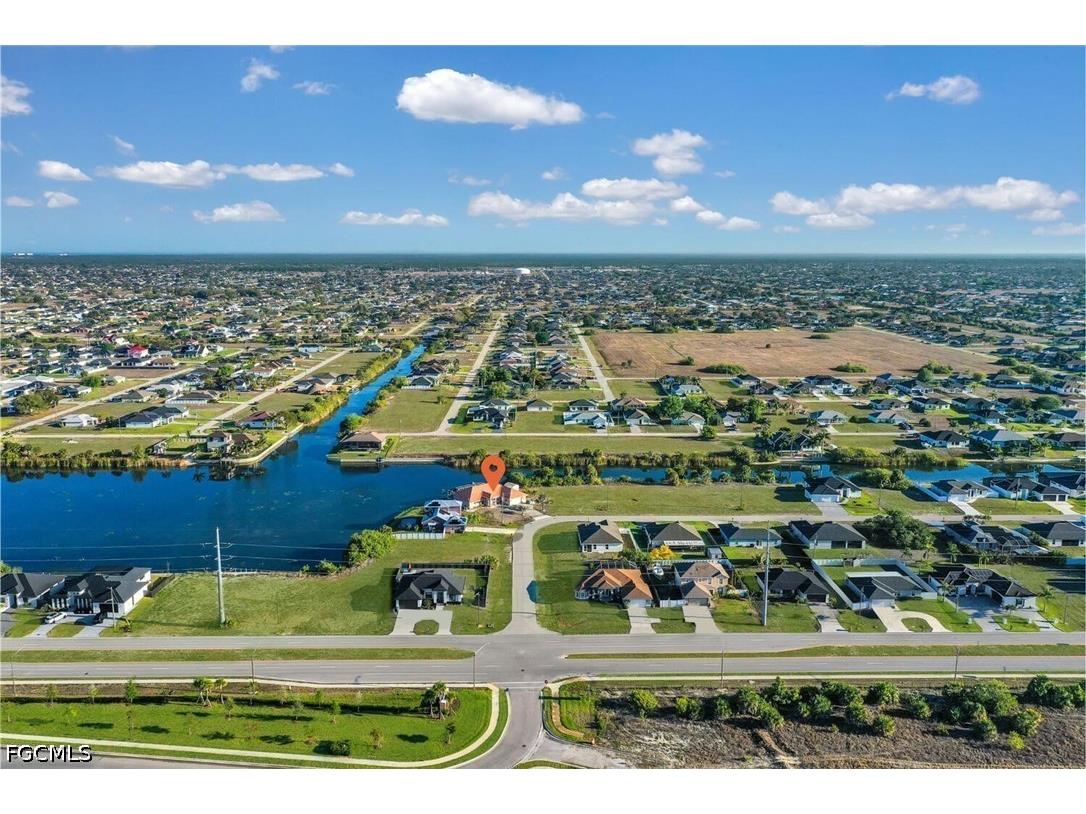 814 NW 11th Place Cape Coral FL 33993 2026015091 image3