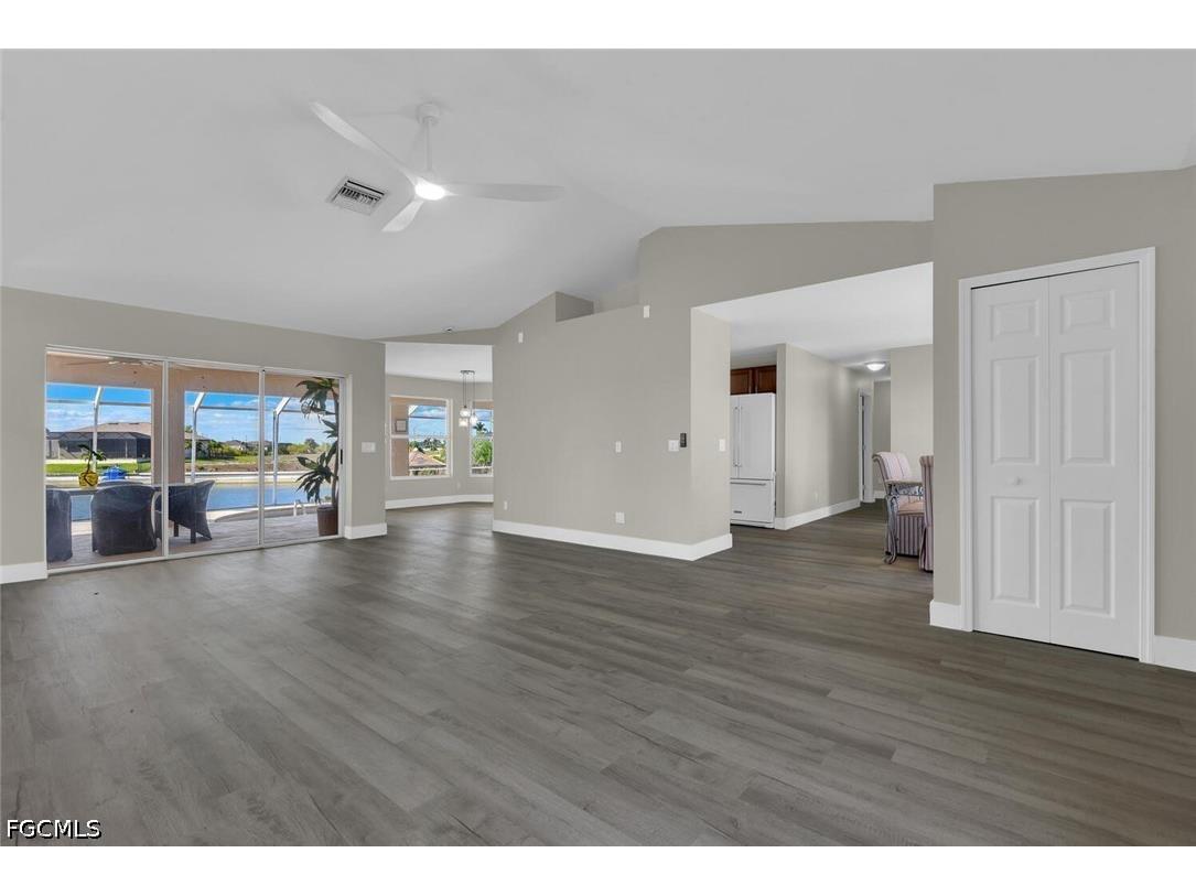 814 NW 11th Place Cape Coral FL 33993 2026015091 image5