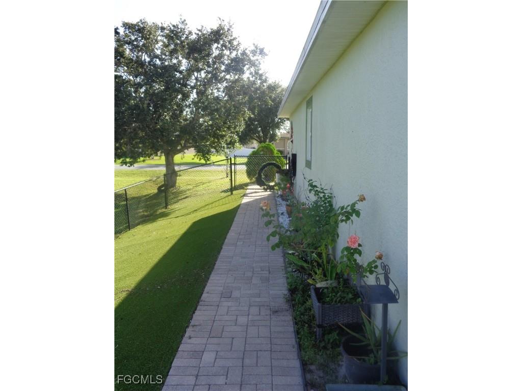 814 Rocaille Avenue Fort Myers FL 33913 2025013993 image7