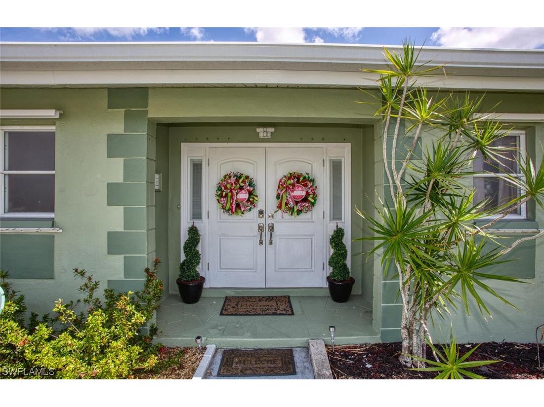 814 SE 41st Street Cape Coral FL 33904 223043940 image1