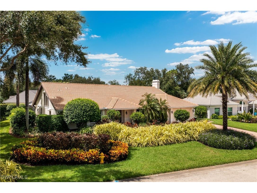 814 Tallow Tree Court Naples FL 34108 224062251 image1