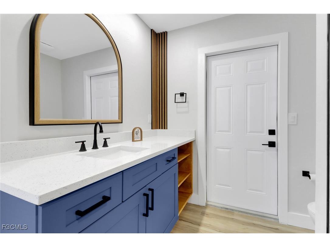 814 Victoria Drive Cape Coral FL 33904 2025006179 image19