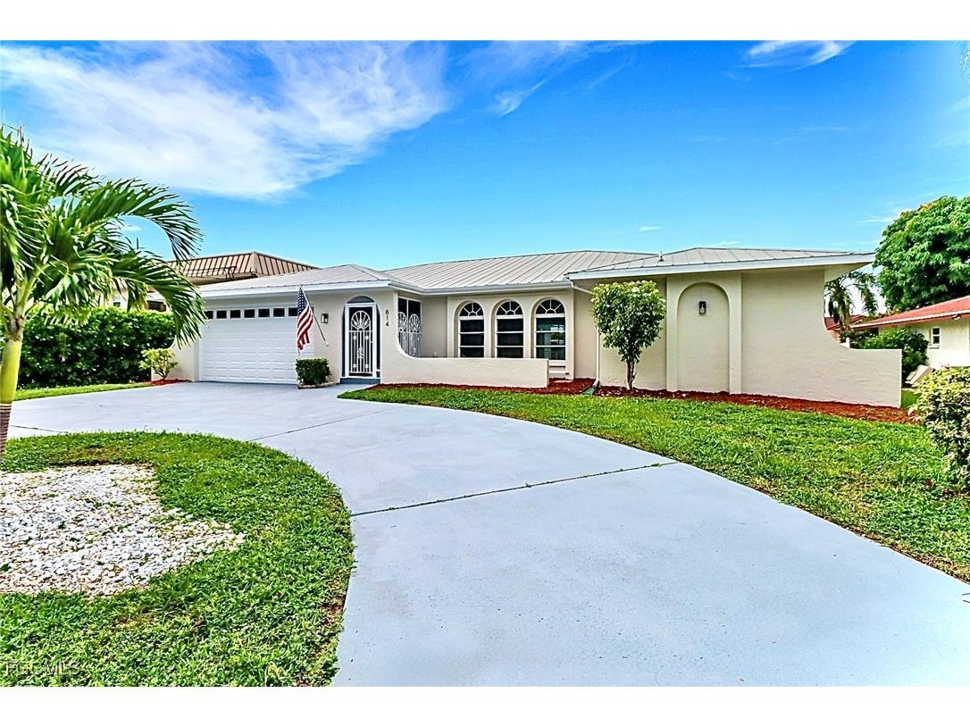 814 Victoria Drive Cape Coral FL 33904 2025006179 image32