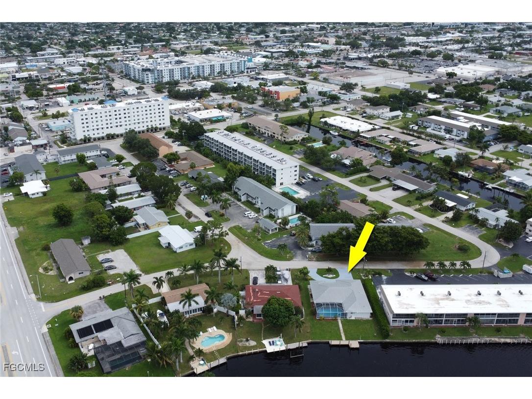 814 Victoria Drive Cape Coral FL 33904 2025006179 image33