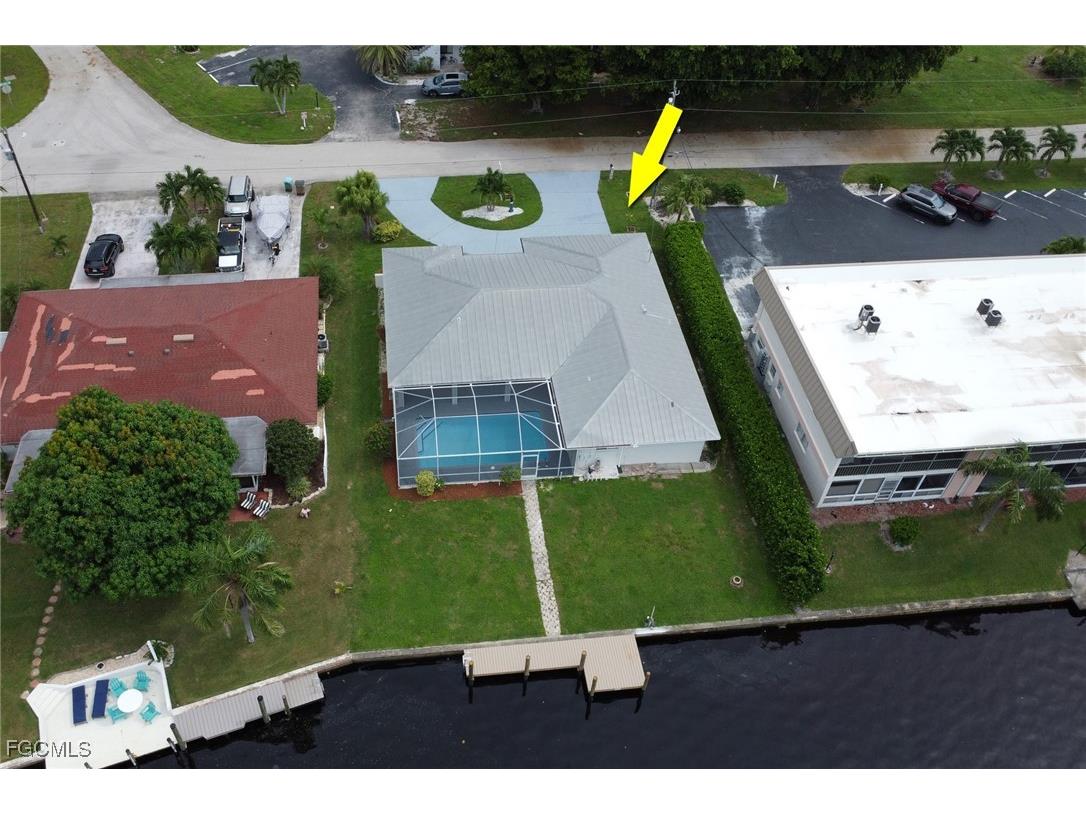 814 Victoria Drive Cape Coral FL 33904 2025006179 image34