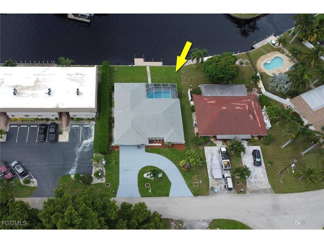 814 Victoria Drive Cape Coral FL 33904 2025006179 image36