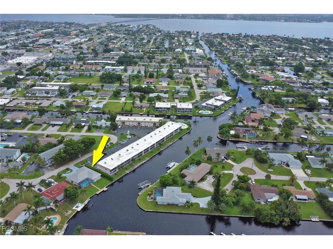 814 Victoria Drive Cape Coral FL 33904 2025006179 image39