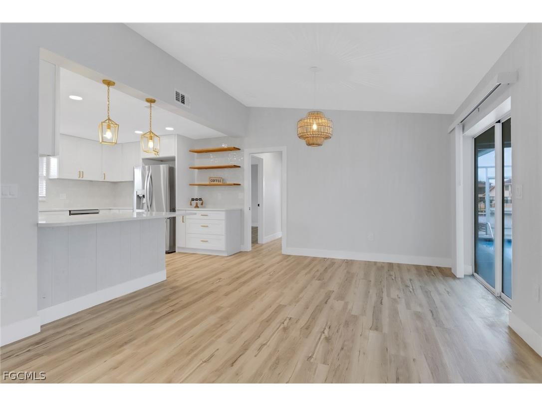 814 Victoria Drive Cape Coral FL 33904 2026010010 image10