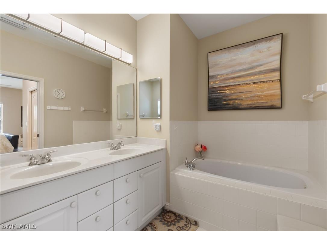 8140 Chancel Court #2 Naples FL 34104 226010863 image16