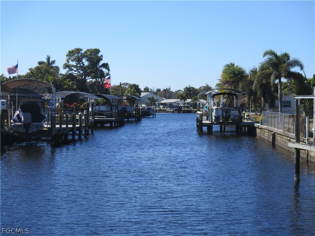 8140 Cleaves Road North Fort Myers FL 33903 2026007403 image5