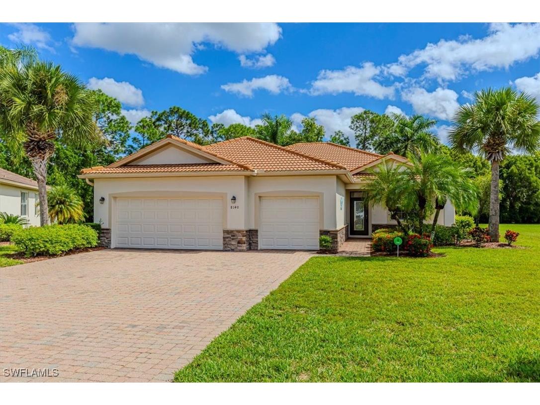 8140 Monticello Court Naples FL 34104 225075361 image1