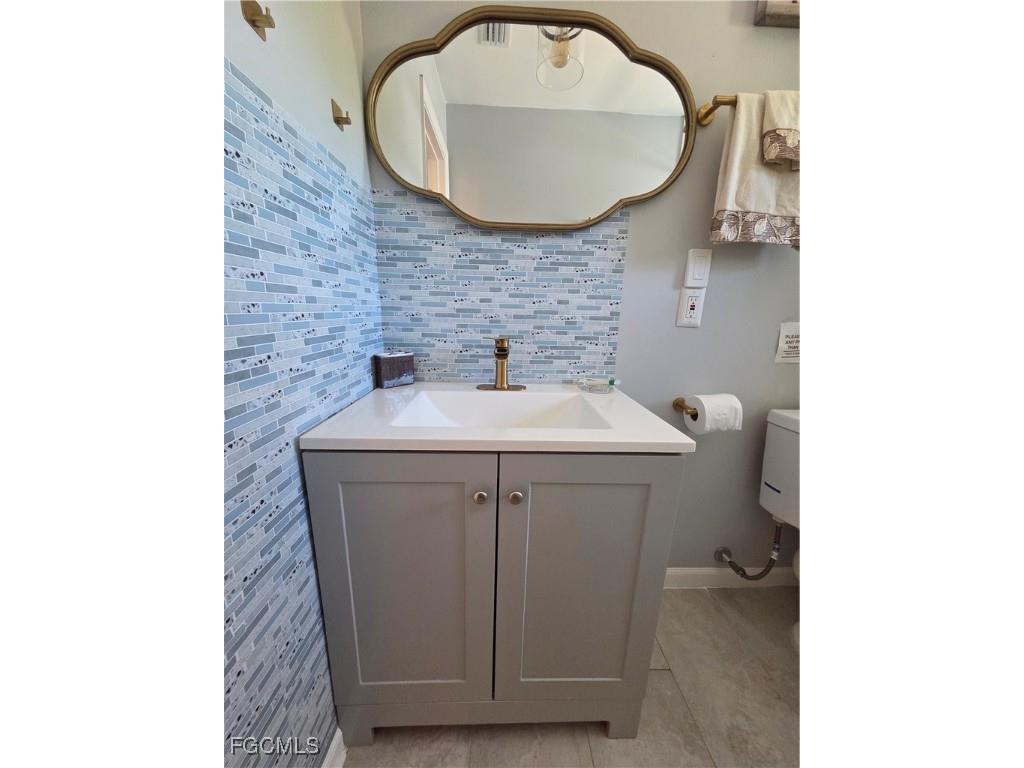 8141 Cleaves Road North Fort Myers FL 33903 2025016381 image19