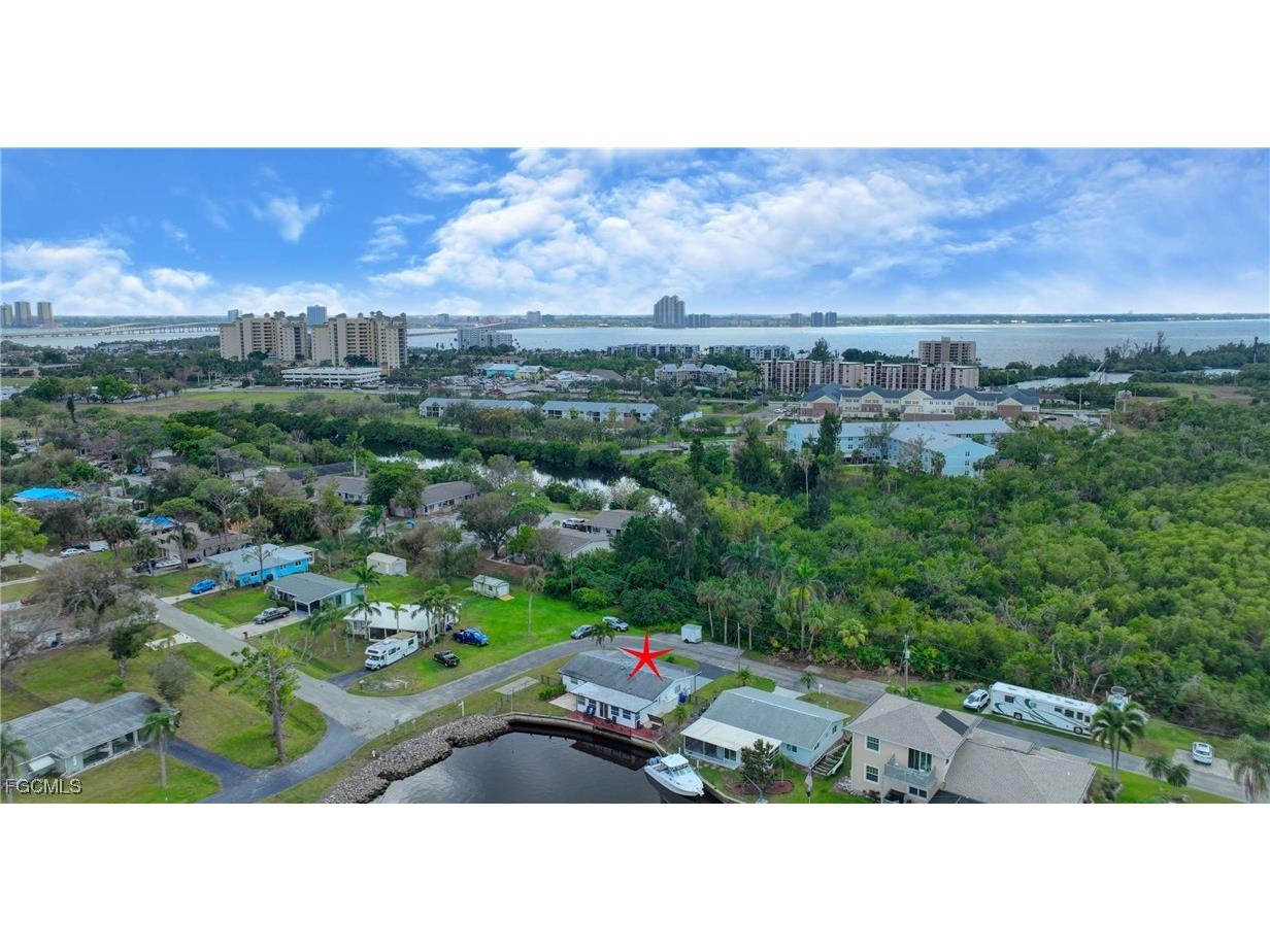 8141 Cleaves Road North Fort Myers FL 33903 2025016381 image32