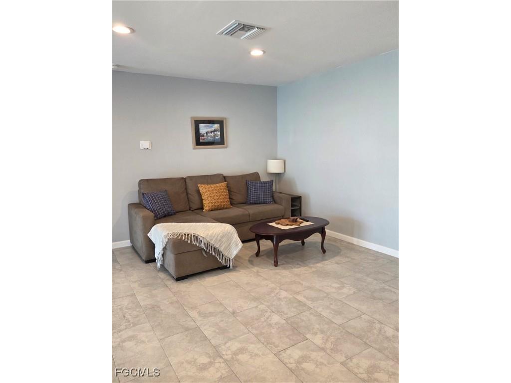 8141 Cleaves Road North Fort Myers FL 33903 2025016381 image6