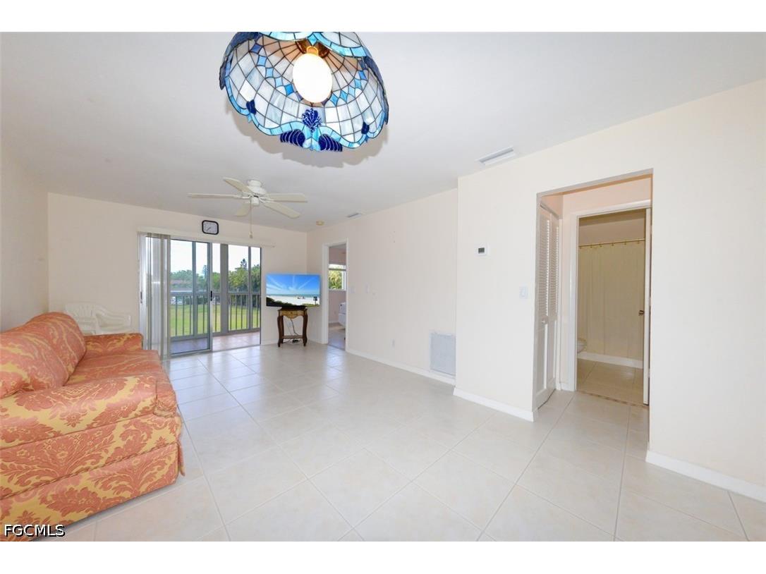 8141 Country Road #203 Fort Myers FL 33919 2026020443 image10