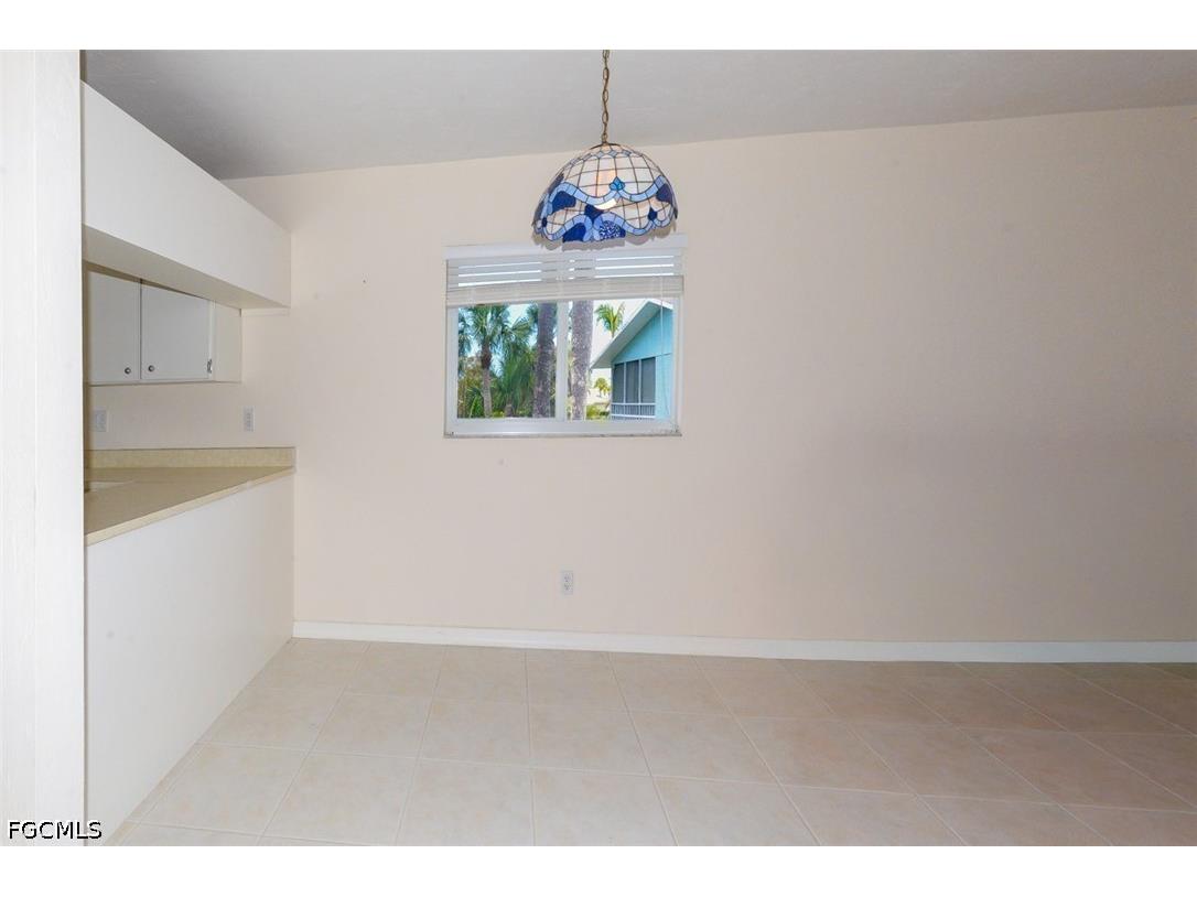 8141 Country Road #203 Fort Myers FL 33919 2026020443 image12