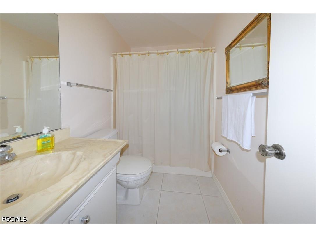 8141 Country Road #203 Fort Myers FL 33919 2026020443 image20