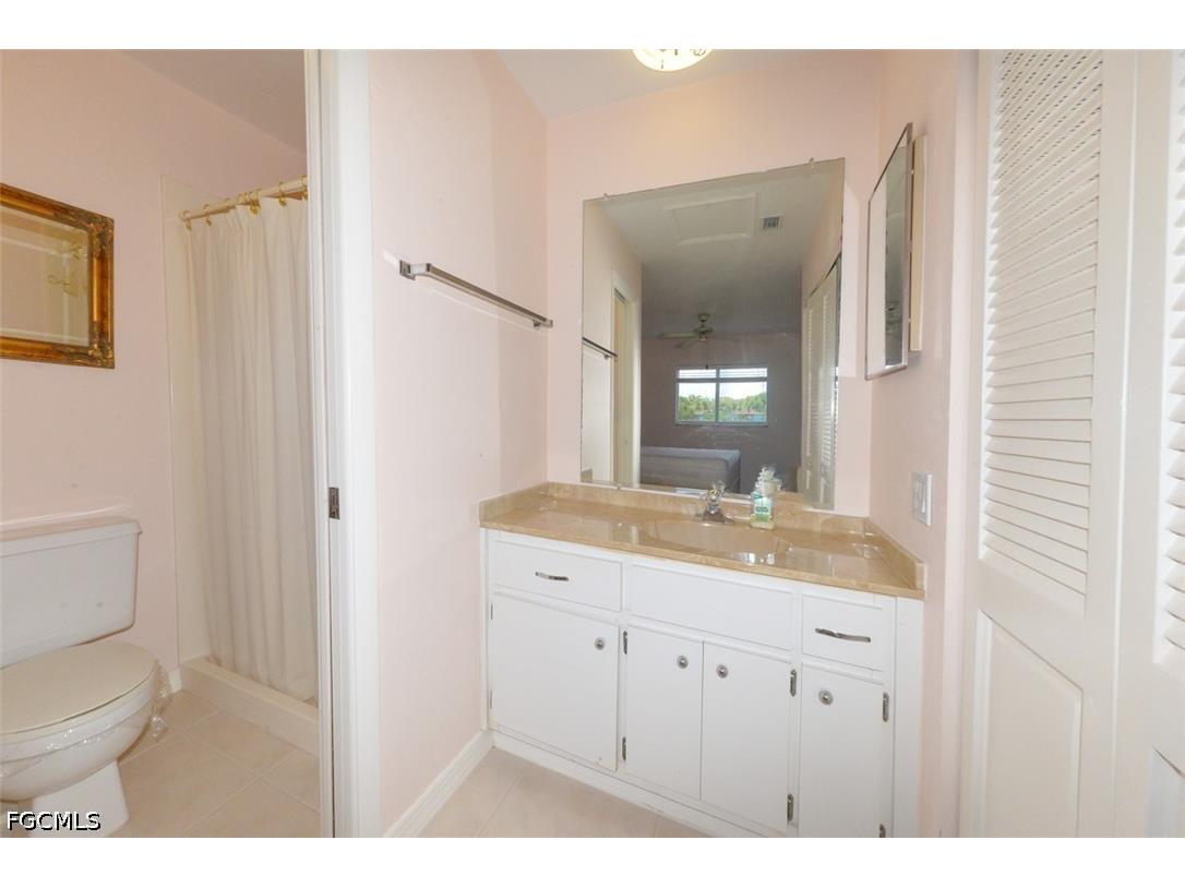 8141 Country Road #203 Fort Myers FL 33919 2026020443 image25