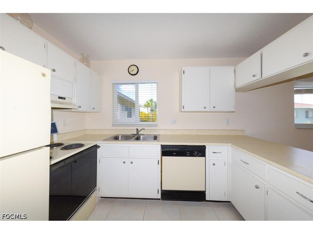 8141 Country Road #203 Fort Myers FL 33919 2026020443 image6