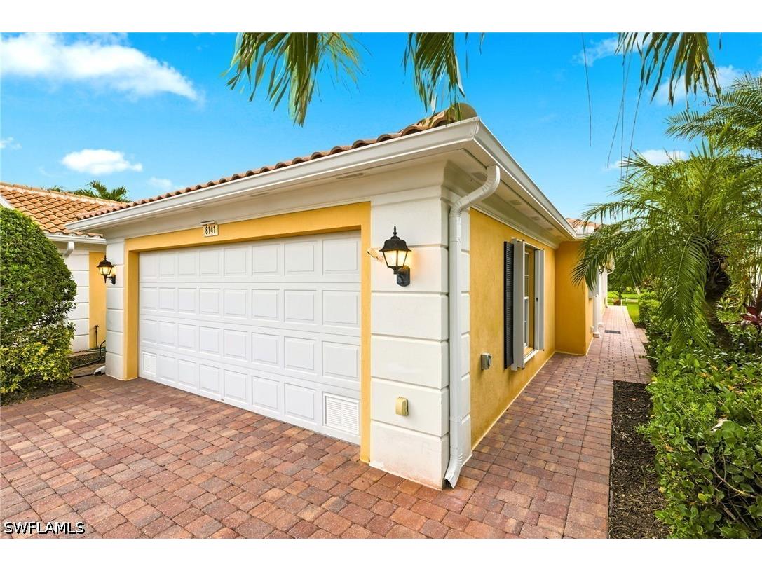 8141 Xenia Lane Naples FL 34114 226023073 image3