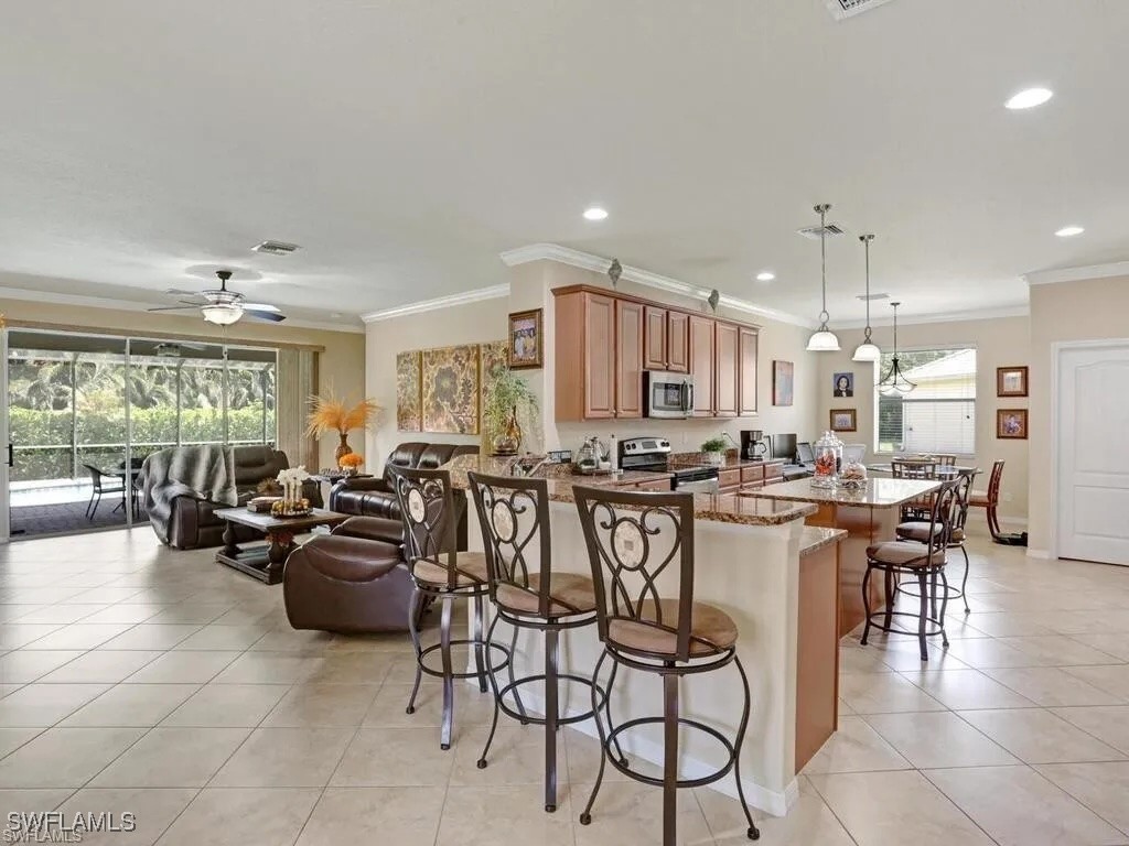 8143 Monticello Court Naples FL 34104 225036520 image2