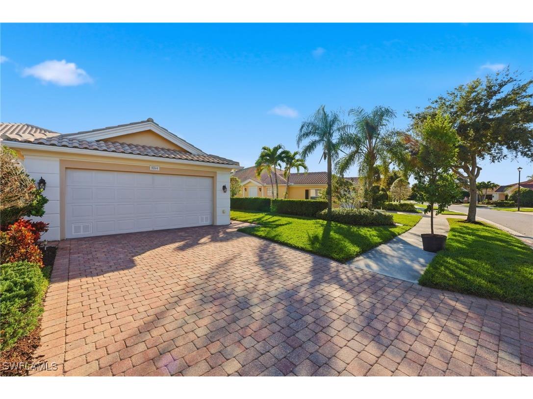 8144 Xenia Lane Naples FL 34114 226000573 image1