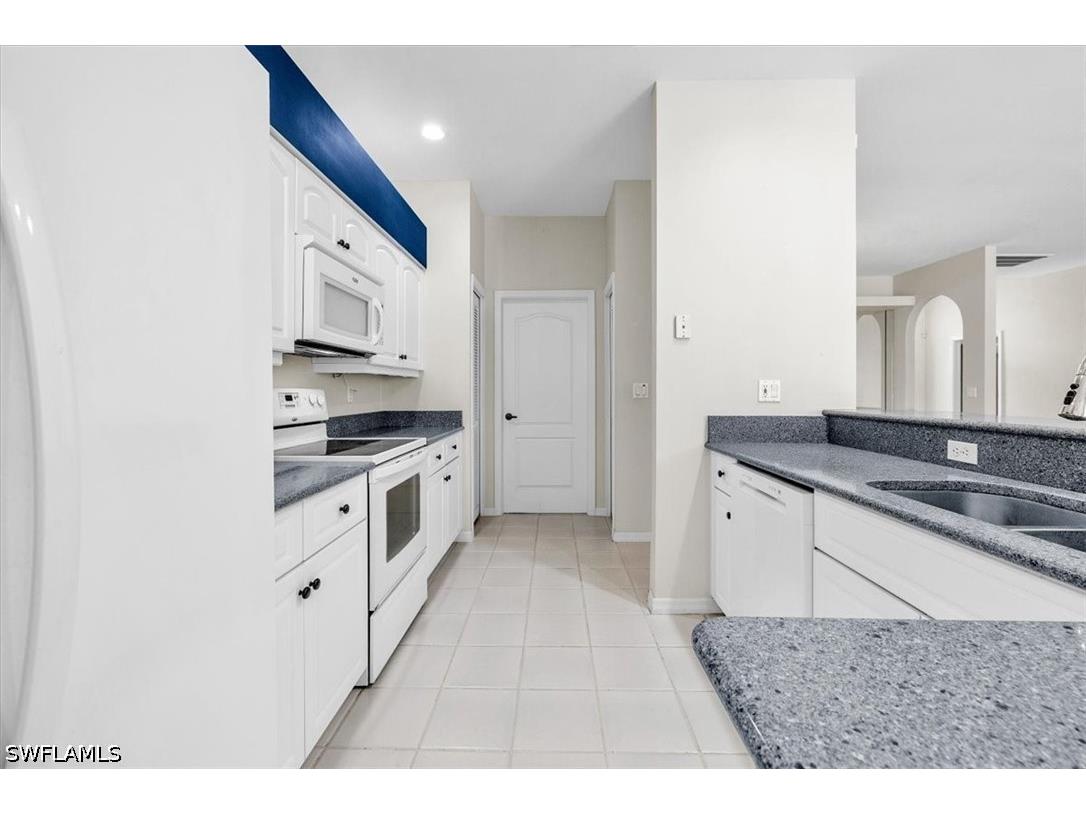 8145 Breton Circle Fort Myers FL 33912 226018506 image9