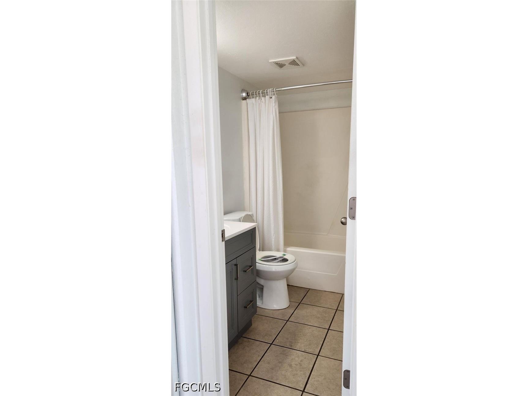 8148 Country Road #101 Fort Myers FL 33919 2026024043 image5