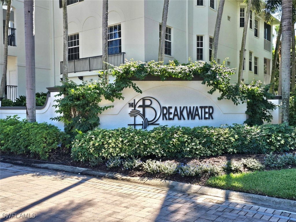 815 Bentwater Circle #101 Naples FL 34108 225074784 image20
