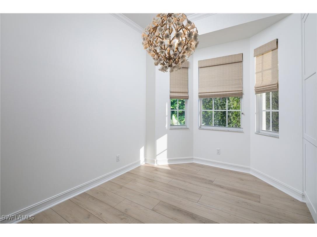 815 Bentwater Circle #101 Naples FL 34108 225074784 image6