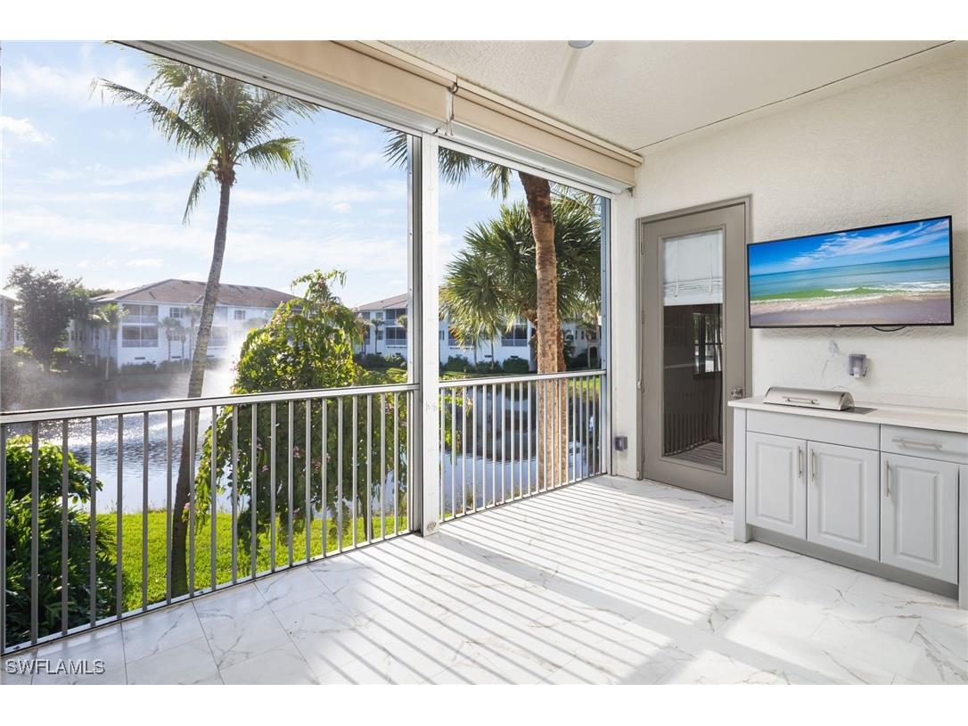 815 Bentwater Circle #101 Naples FL 34108 225074784 image8