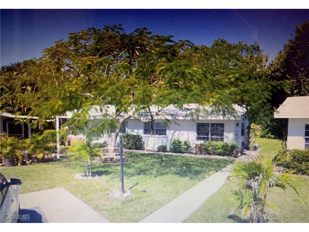 815 Courtington Lane #2 Fort Myers FL 33919 2026005601 image1