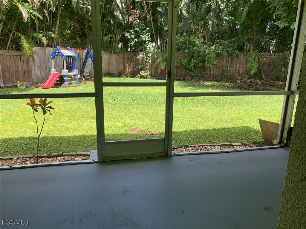 815 Courtington Lane #2 Fort Myers FL 33919 2026005601 image8