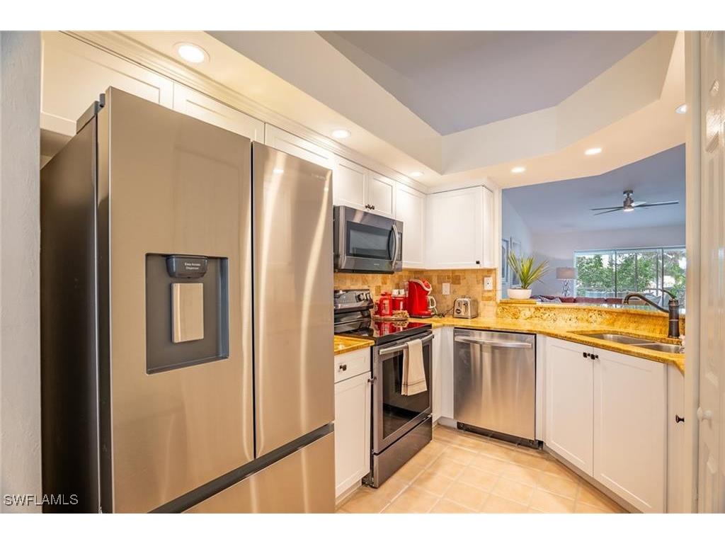 815 Gulf Pavilion Drive #203 Naples FL 34108 226002844 image5