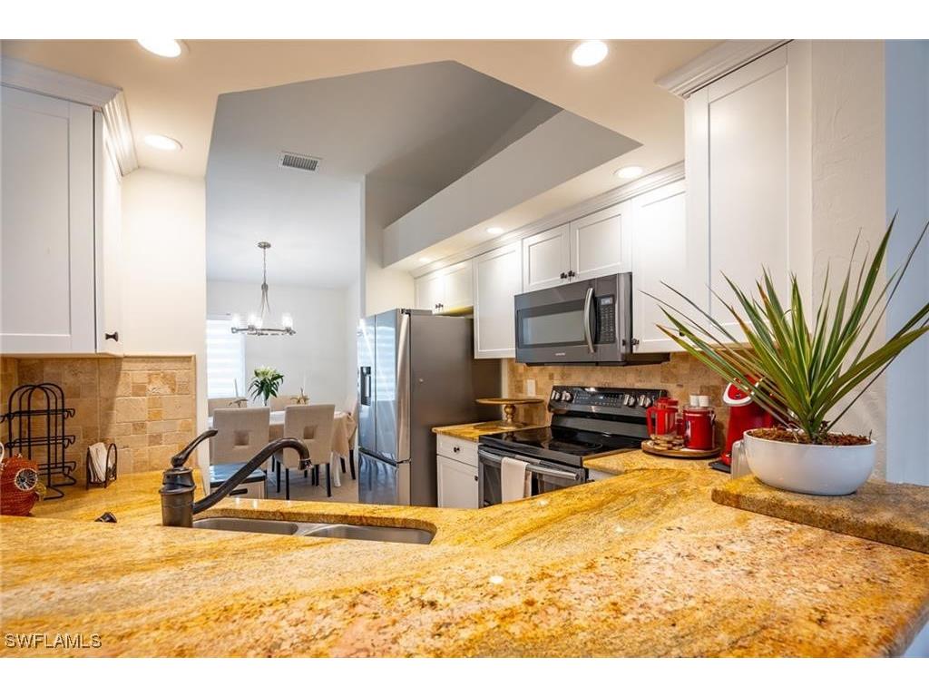 815 Gulf Pavilion Drive #203 Naples FL 34108 226002844 image6