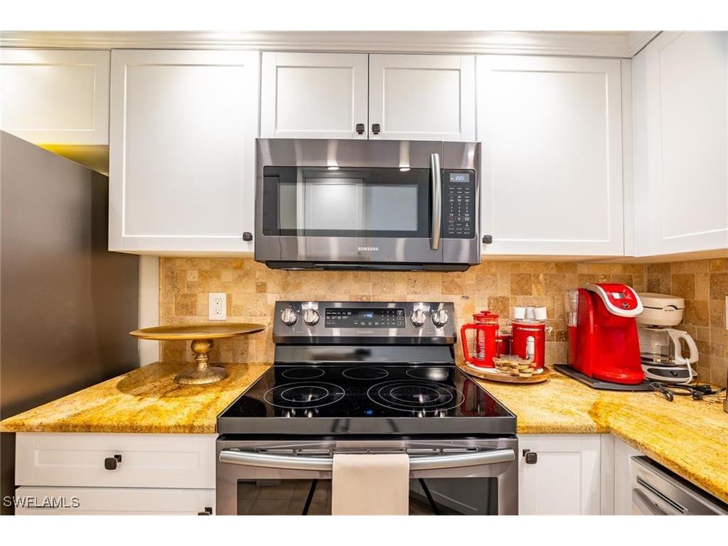 815 Gulf Pavilion Drive #203 Naples FL 34108 226002844 image7