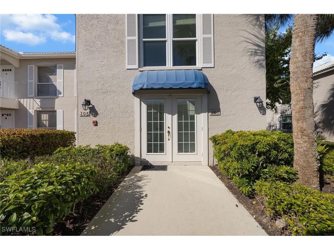 815 Gulf Pavilion Drive #206 Naples FL 34108 226003771 image1