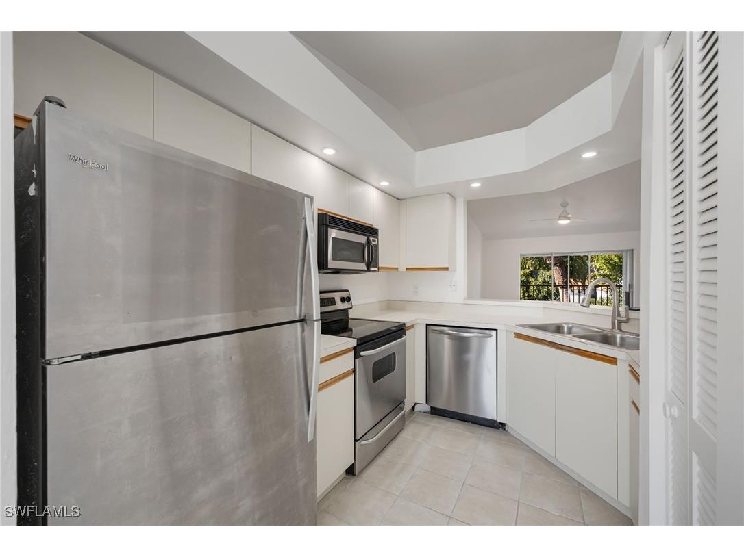 815 Gulf Pavilion Drive #206 Naples FL 34108 226003771 image8