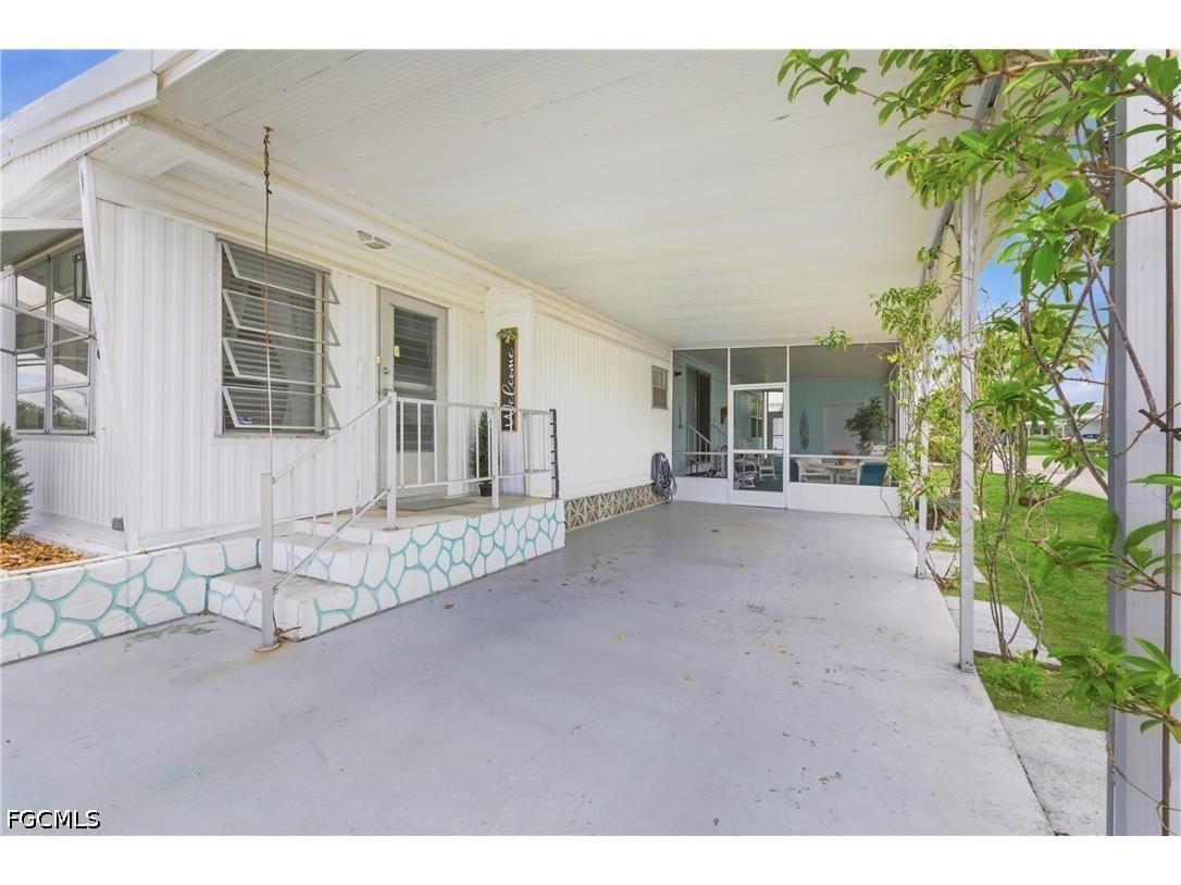 815 Holly Berry Court North Fort Myers FL 33917 2026017341 image3