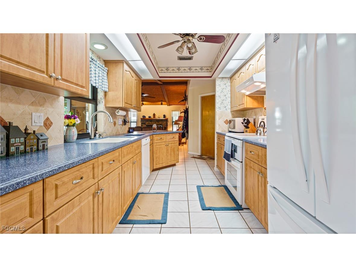 8150 Dosonte Lane North Fort Myers FL 33917 2026002937 image12