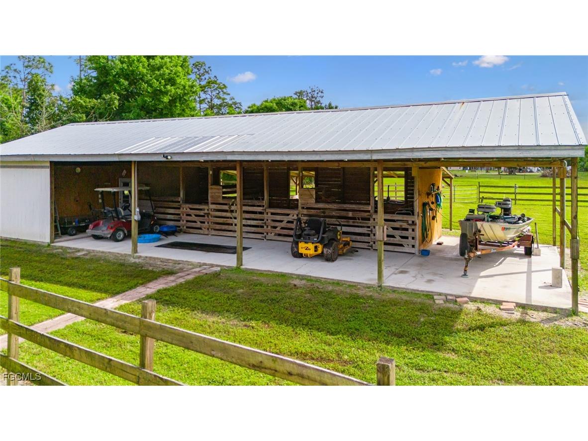 8150 Dosonte Lane North Fort Myers FL 33917 2026002937 image31